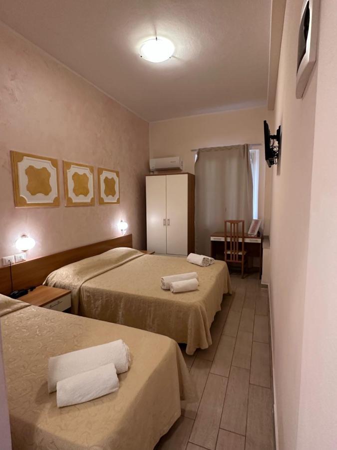 Hotel Adria Nuova Rimini Buitenkant foto